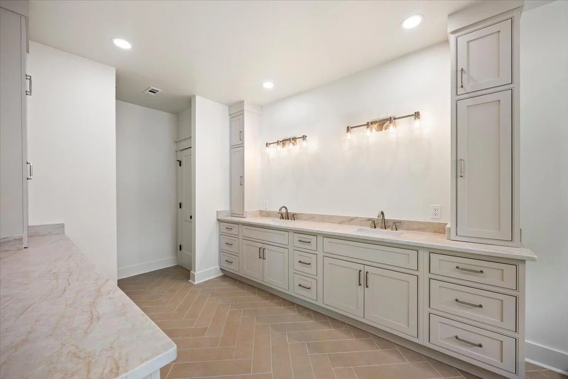 Photo of 609 Calhoun Avenue