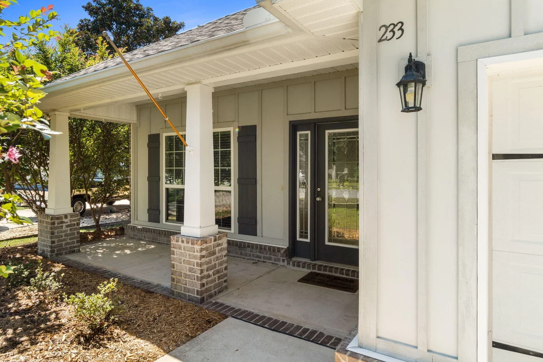 Photo of 233 Whitman Way