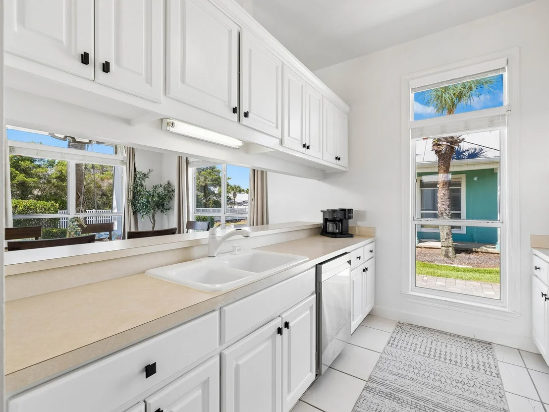 Photo of 351 Maravilla Drive