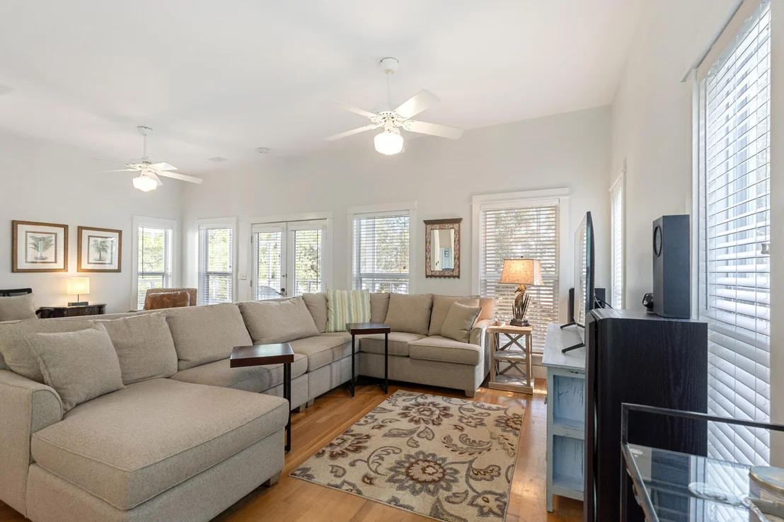 Photo of 124 Pointe Circle