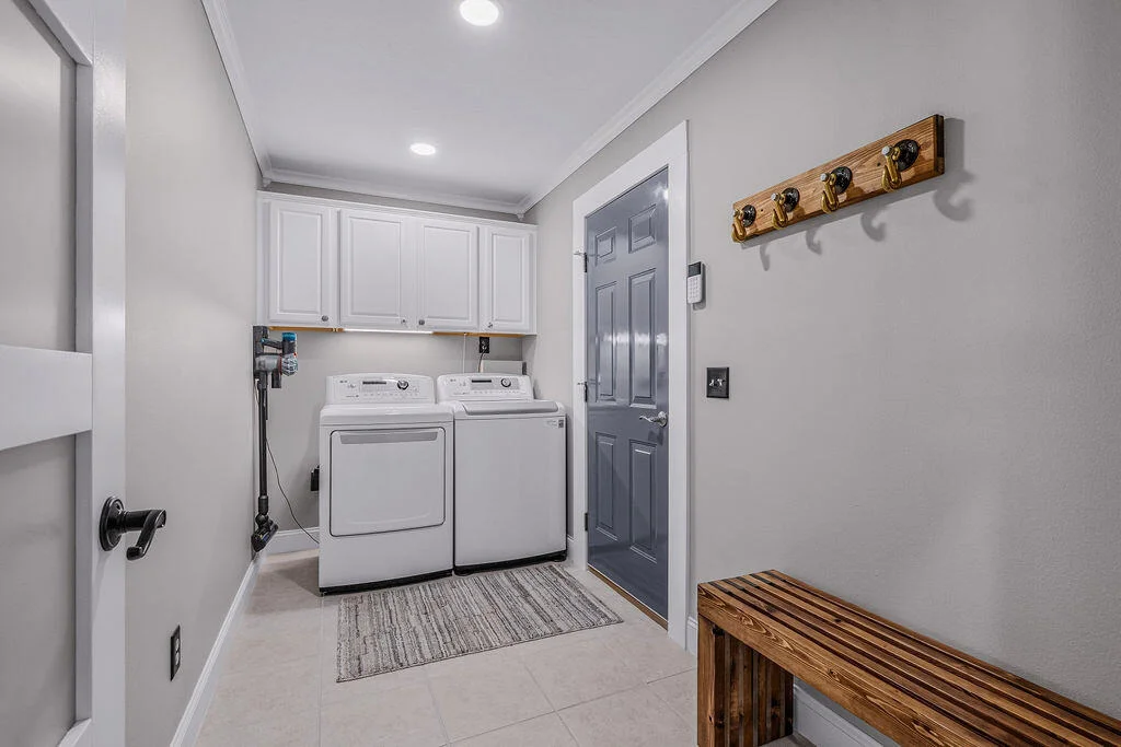 Photo of 2125 Vizcaya Drive