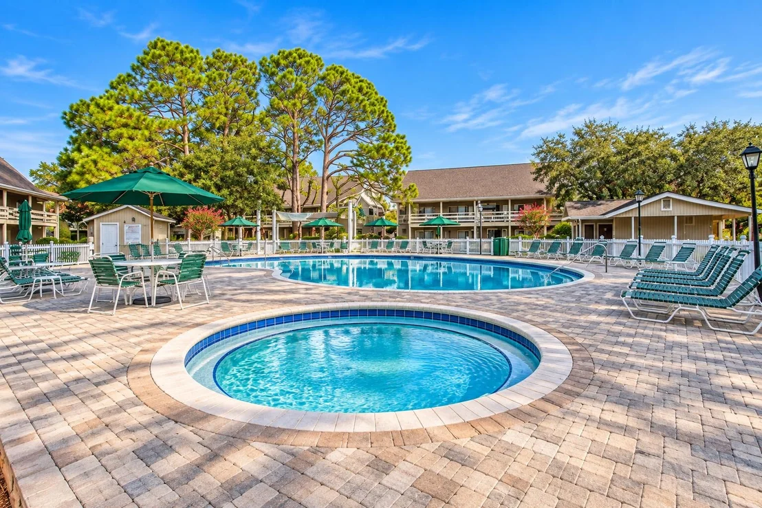 Photo of Unit UNIT33A at 373 Sunset Bay
