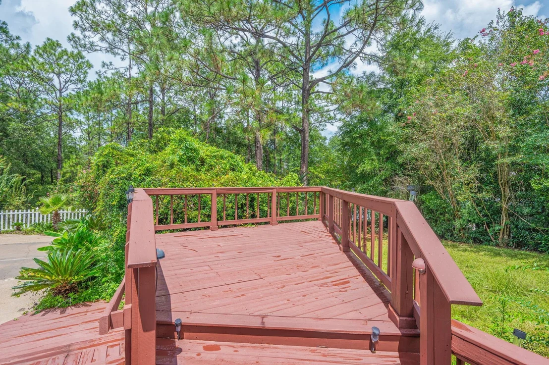 Photo of 5770 Wildwood Road