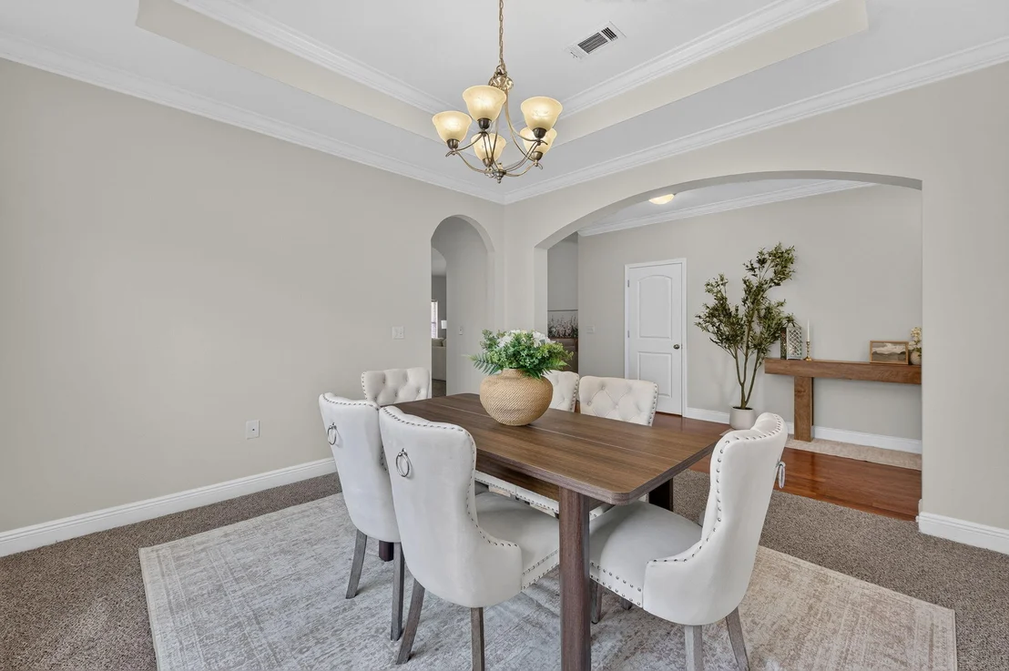 Photo of 143 Crab Apple Avenue