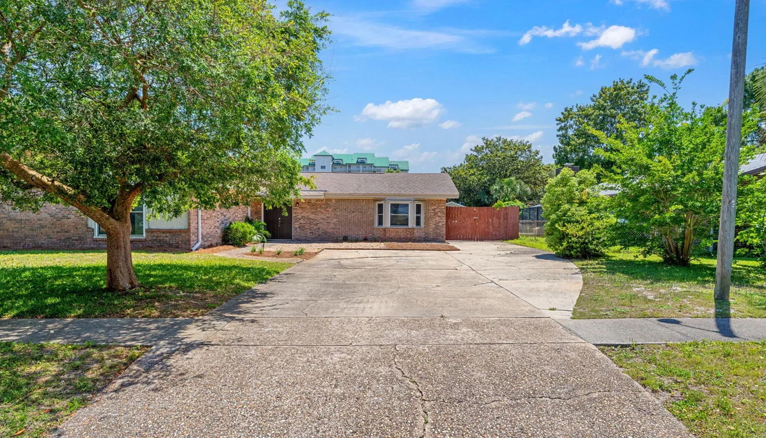 Photo of 628 Mountain Drive