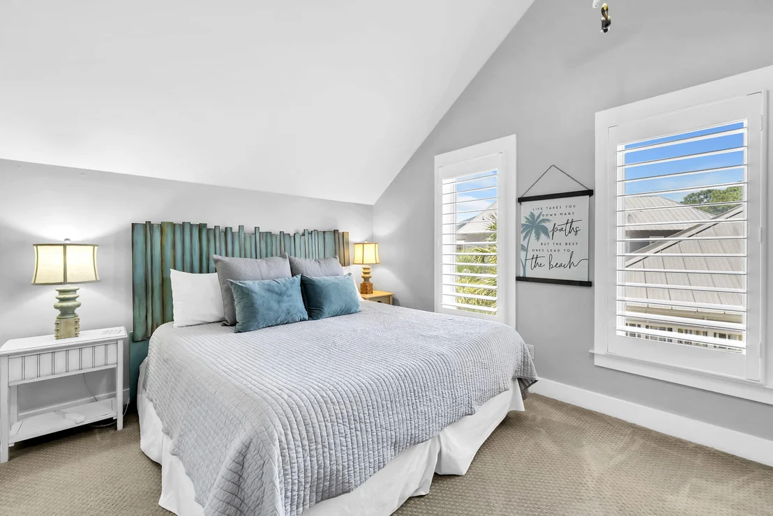 Photo of 100 Parkshore Drive