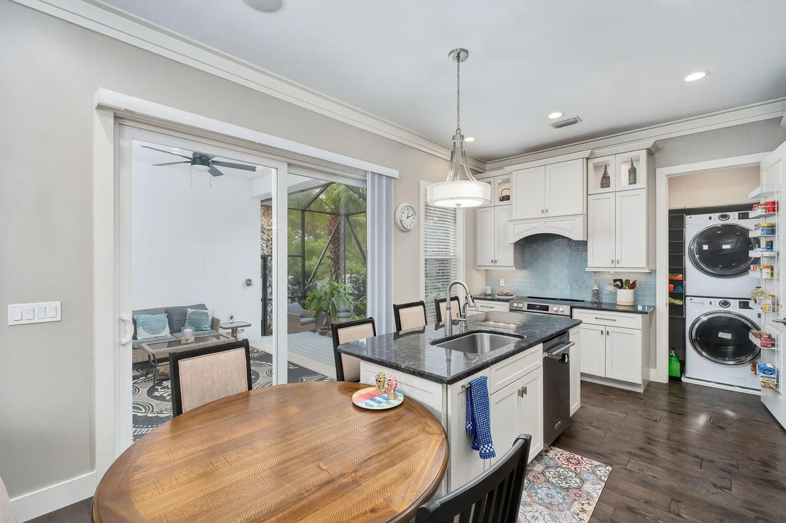 Photo of 47 Saint Simon Circle