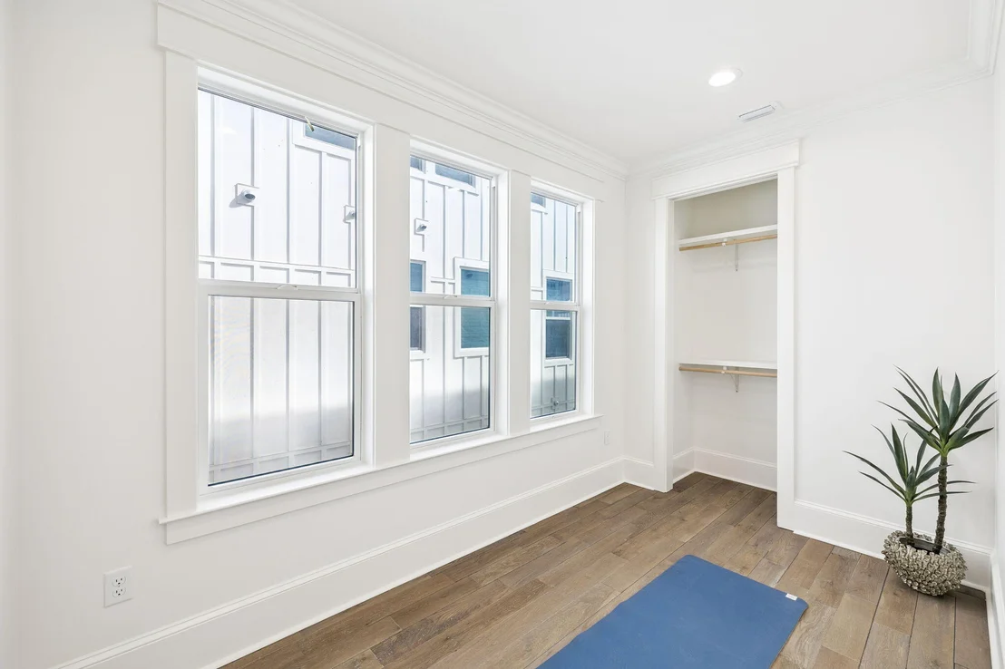 Photo of 714 Harbor Boulevard