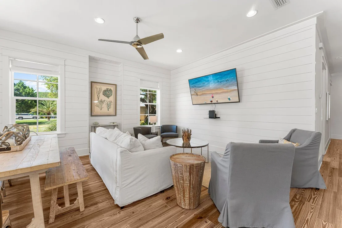 Photo of 515 Seacrest Drive