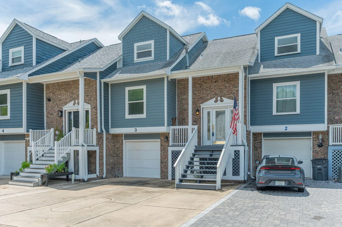Photo of 3 Bayshore Point