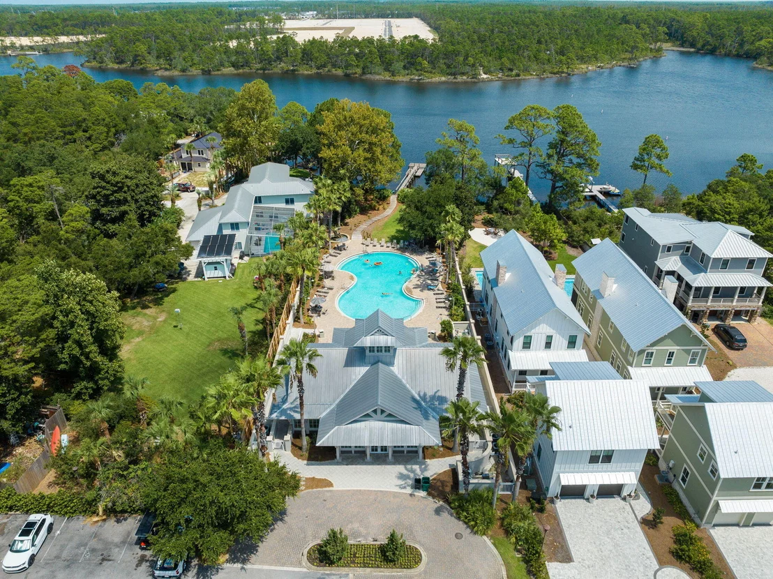 Photo of 123 Grande Pointe Drive