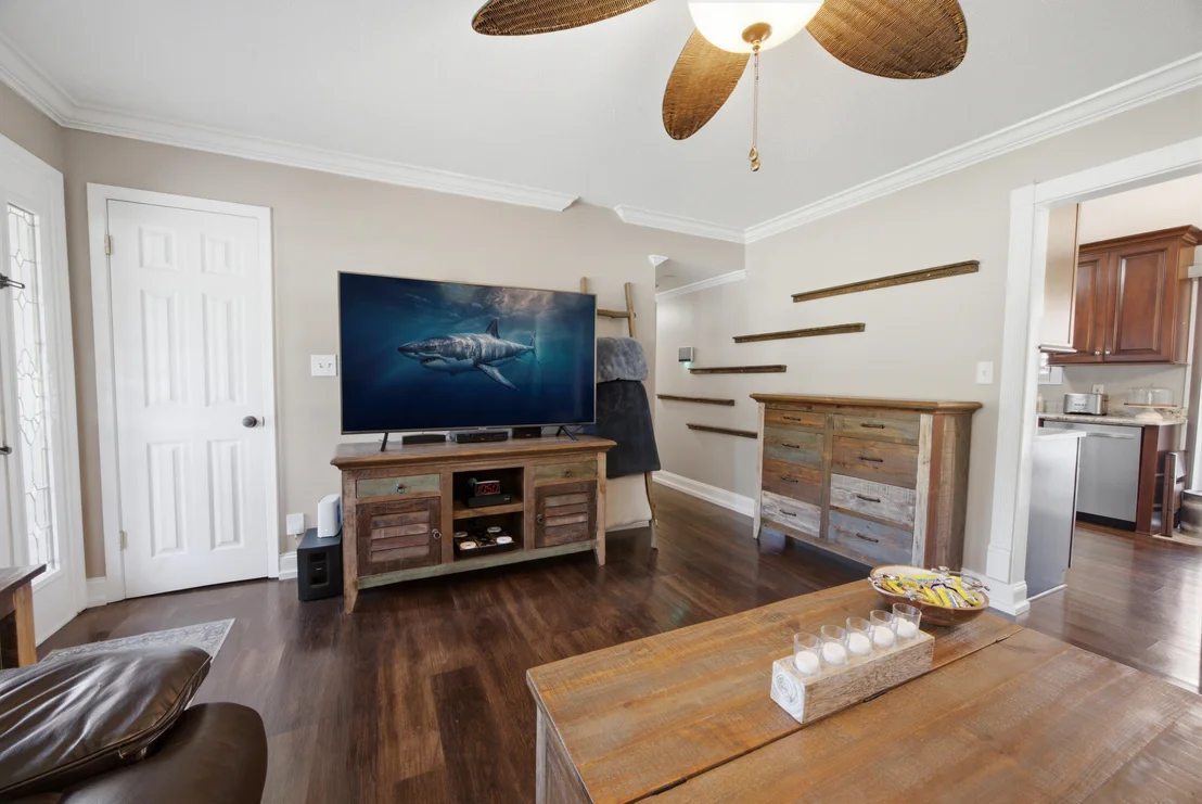 Photo of 325 Echo Circle