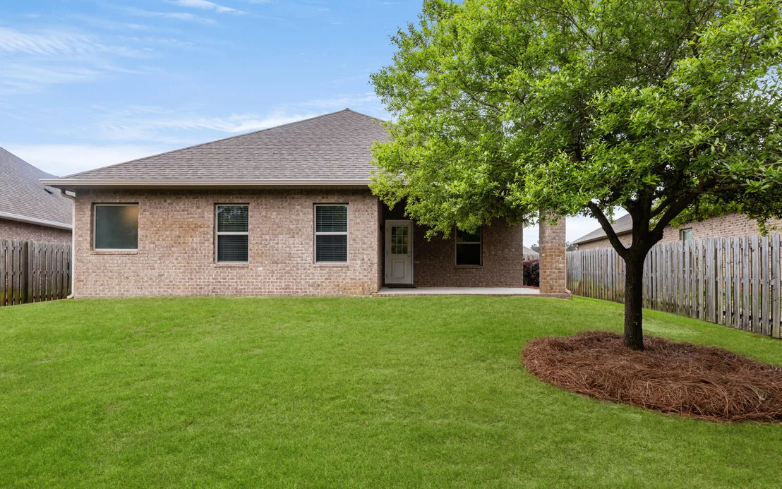 Photo of 379 Whitman Way