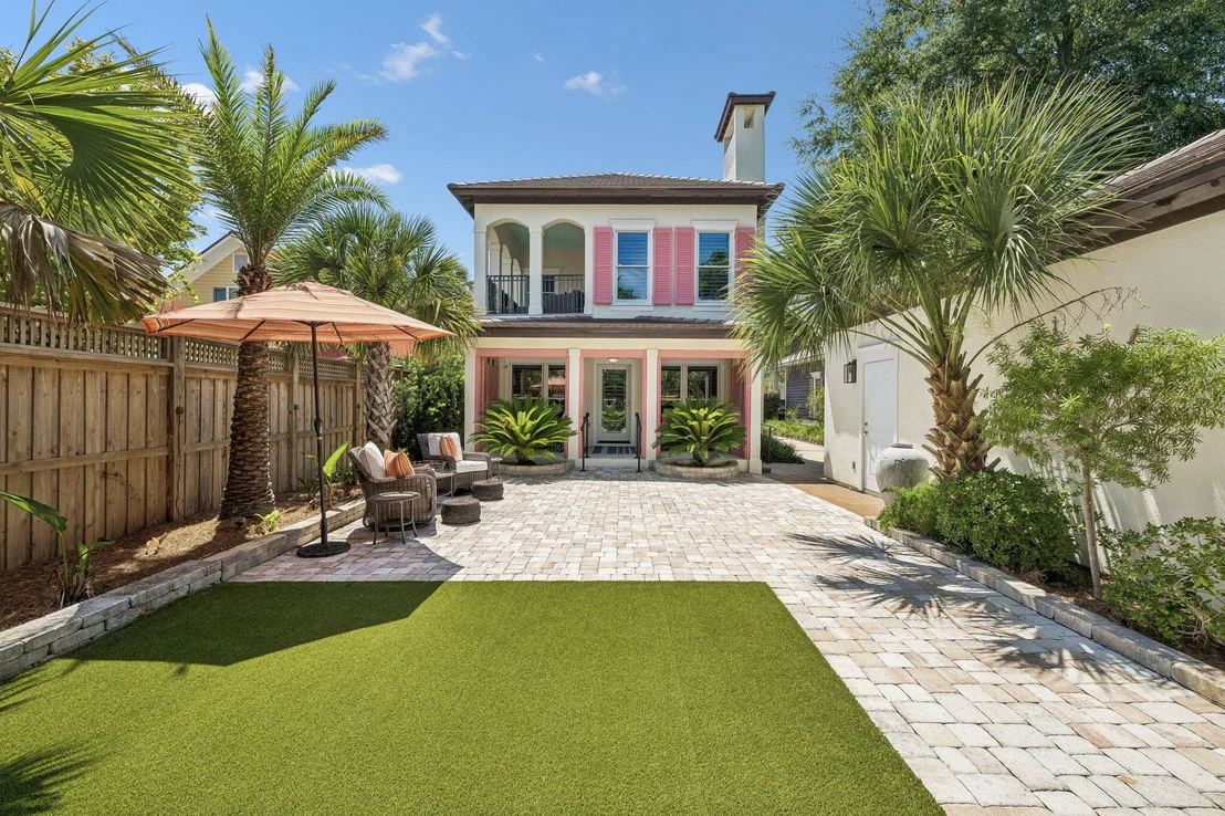 Photo of 61 Rue Caribe