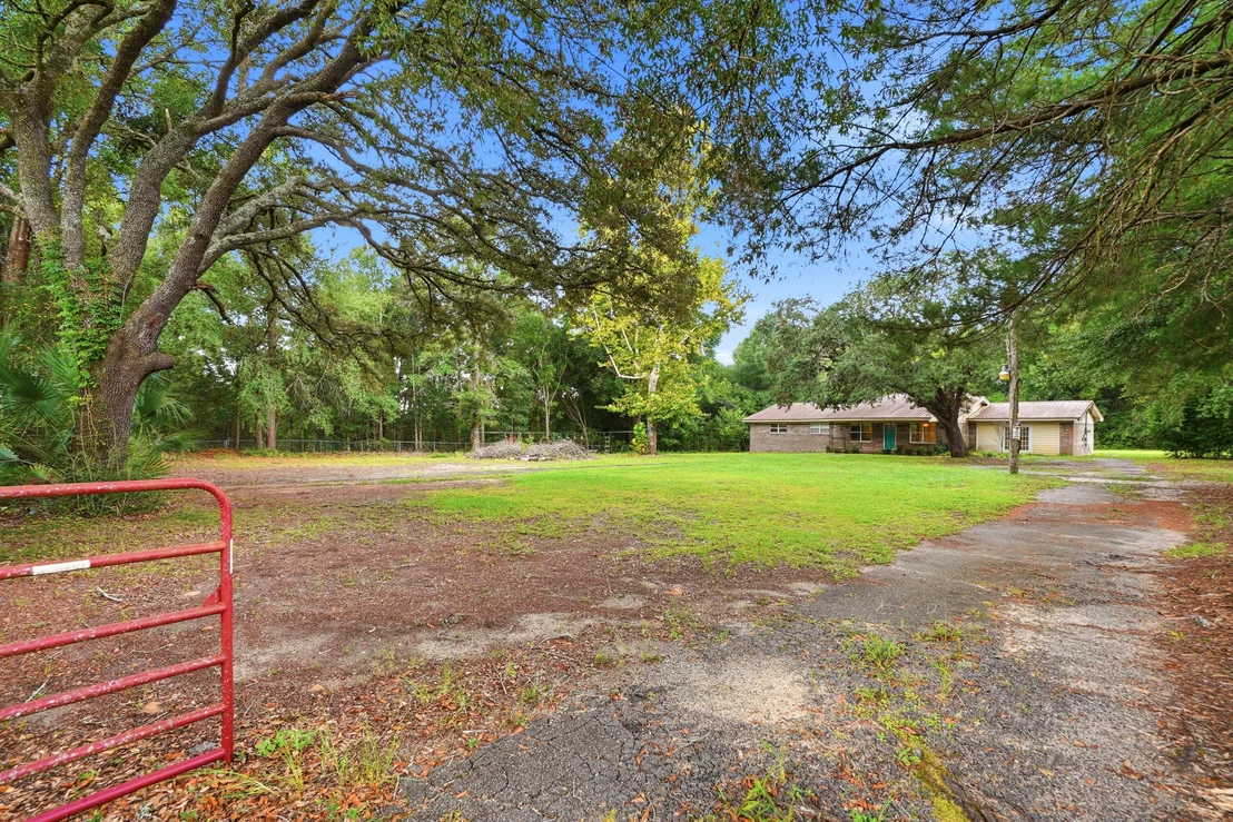 Photo of 3174 Earl Kennedy Road
