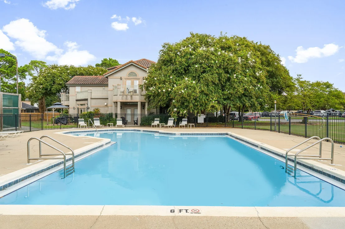 Photo of 156 Baywinds Drive