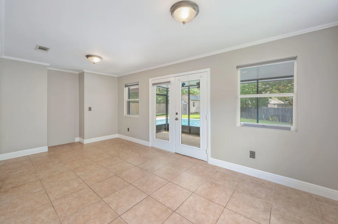 Photo of 1732 Bayshore Drive