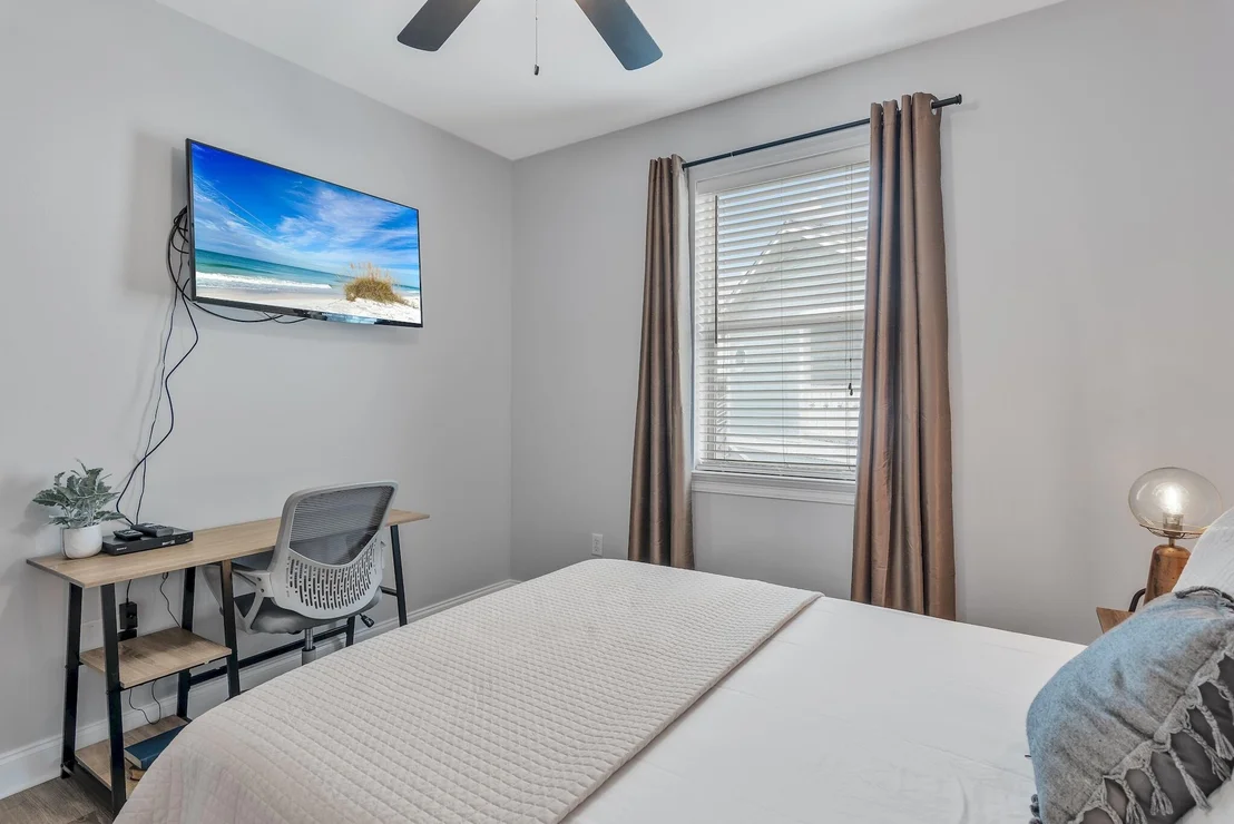 Photo of 102 Terra Cotta Way