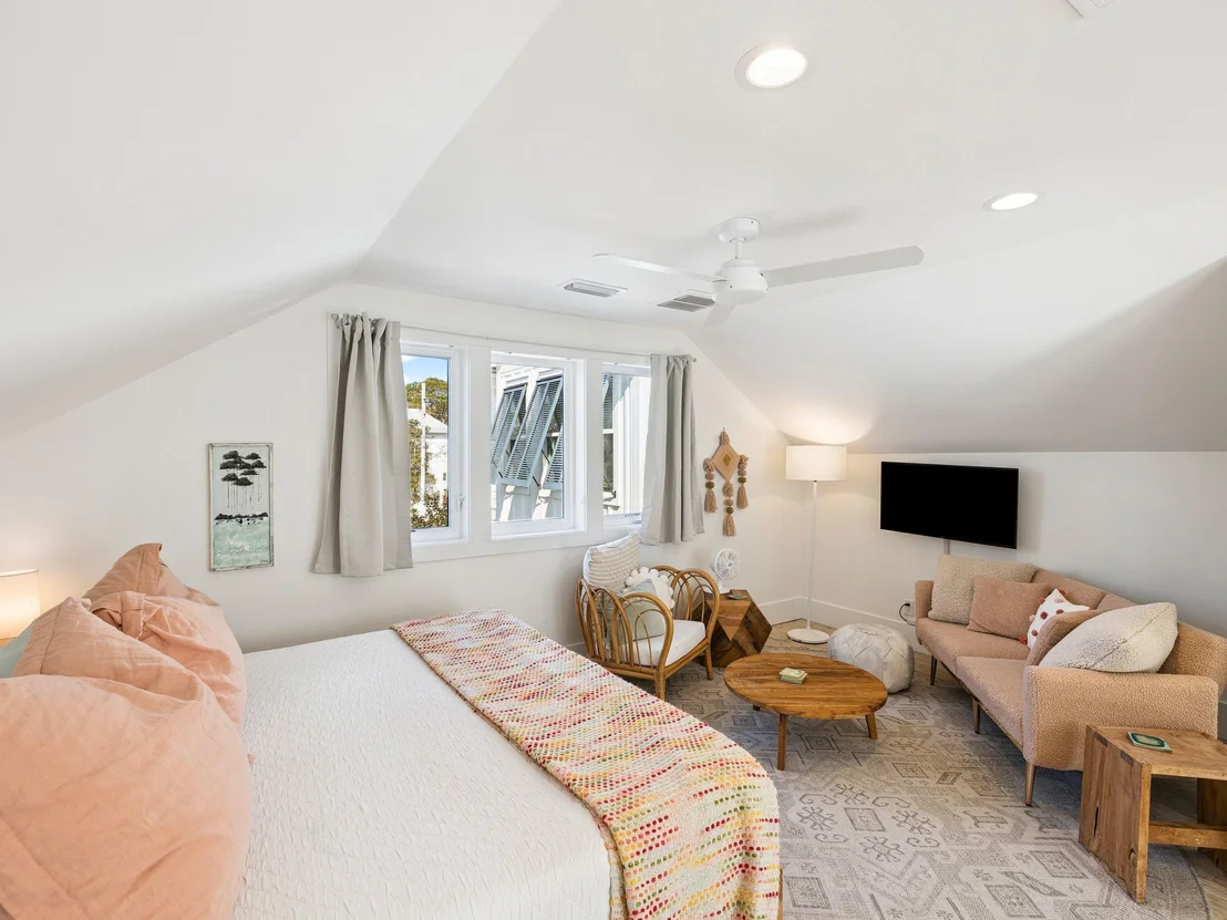 Photo of 43 Suzanne Drive