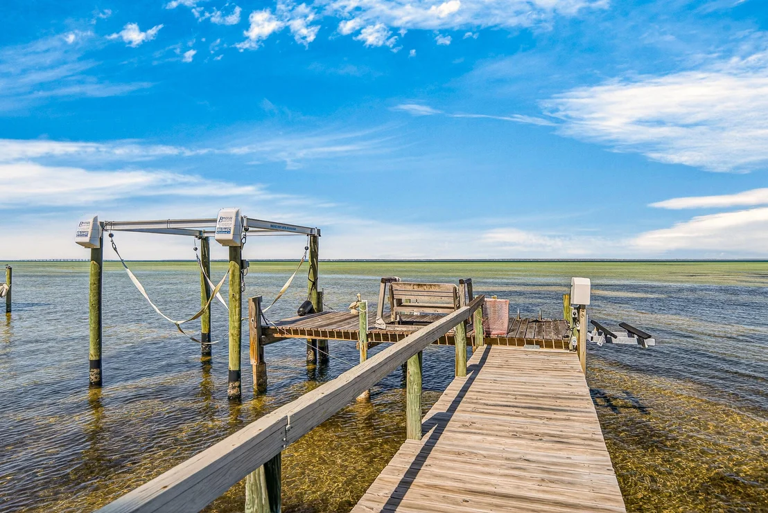 Photo of 186 Bayshore Drive
