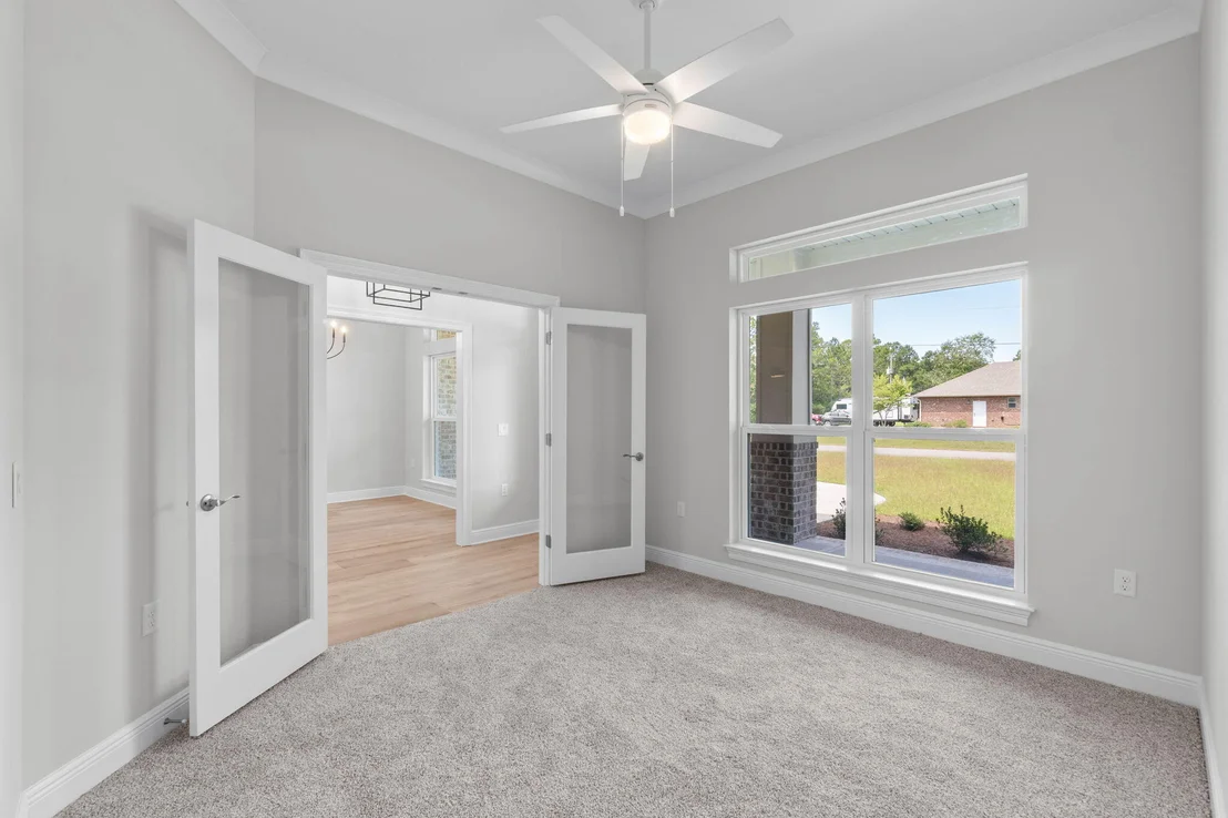 Photo of 2425 Cove Road