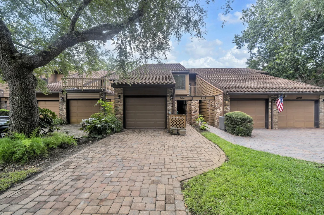 Photo of 204 Regatta Drive