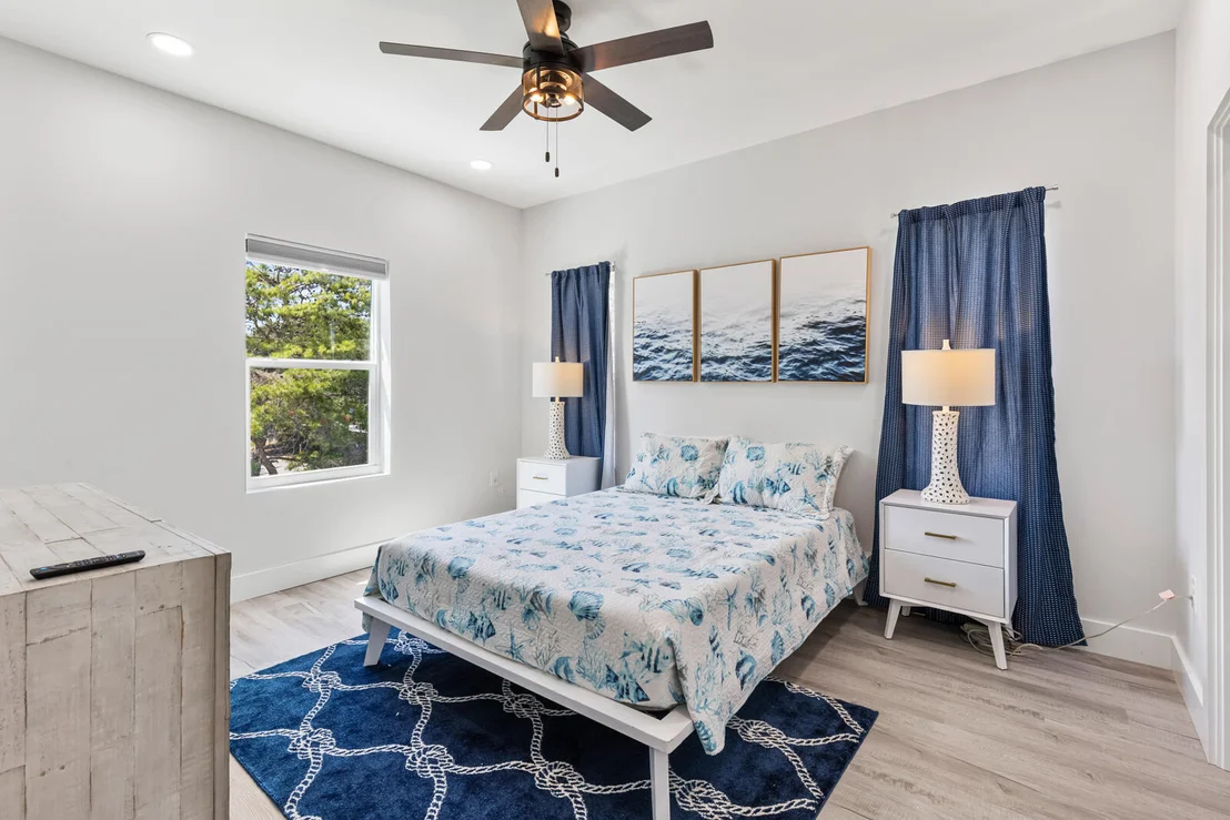Photo of 39 Charlotte Avenue