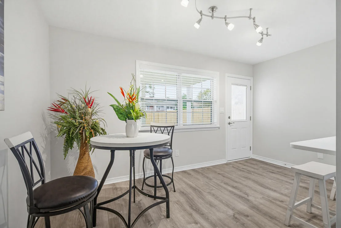 Photo of 170 5th Avenue