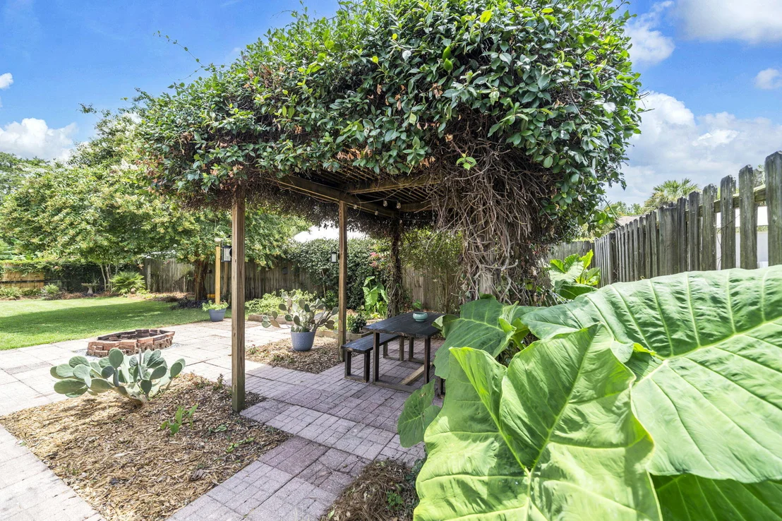 Photo of 325 Primrose Place