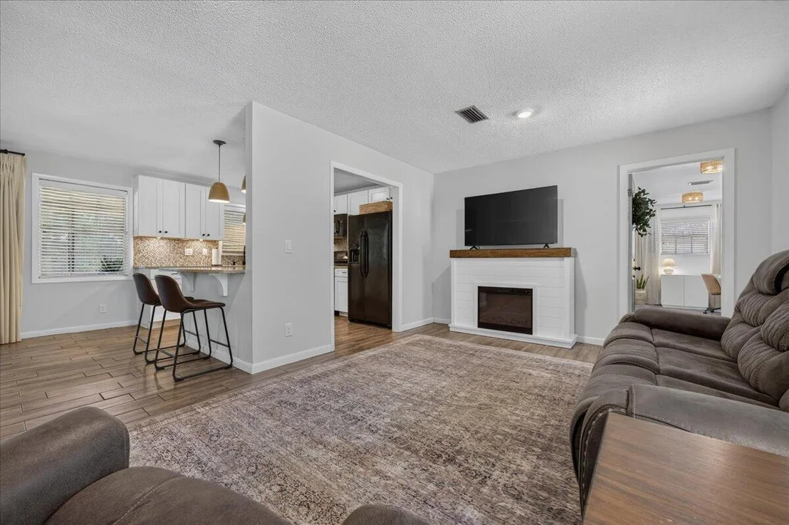 Photo of 8 Longwood Drive