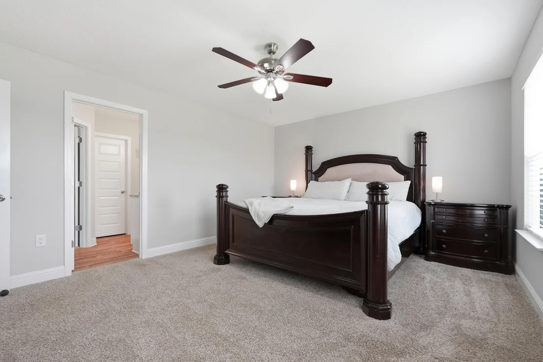 Photo of 5302 Moore Loop