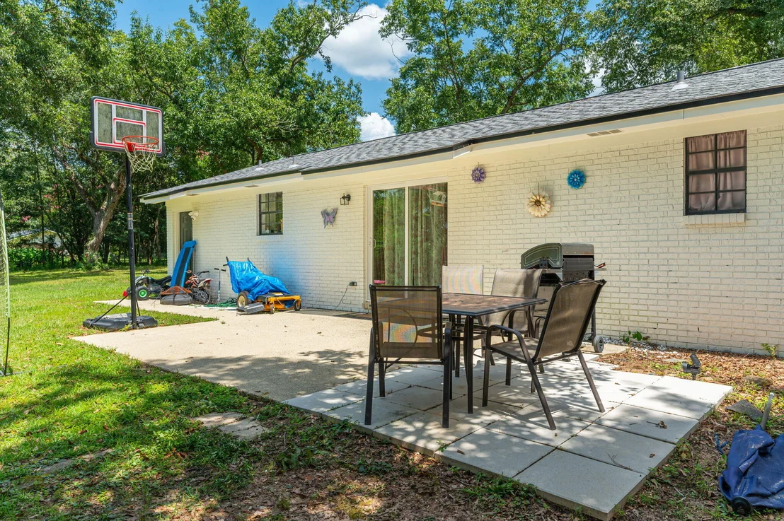 Photo of 6118 Buck Ward Road