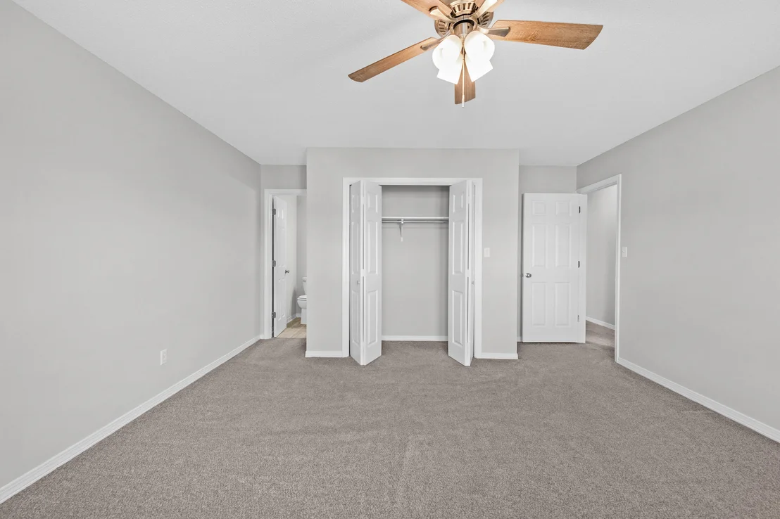 Photo of 106 4th Avenue