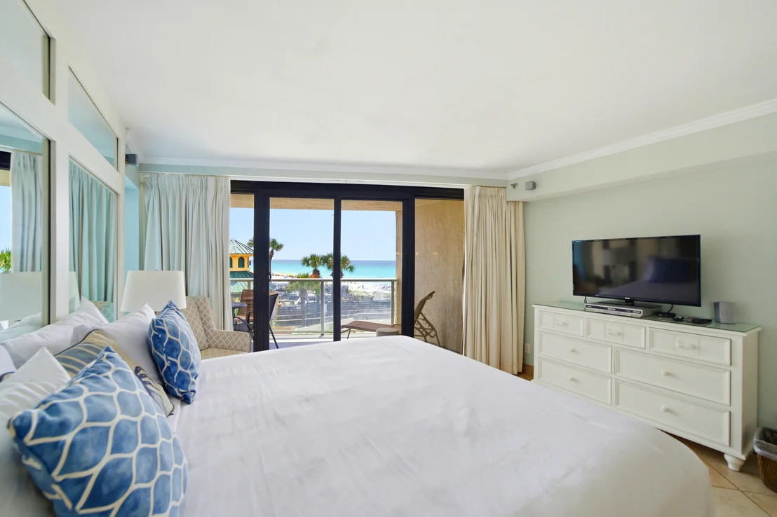 Photo of Unit 4235 at 4235 Beachside 2