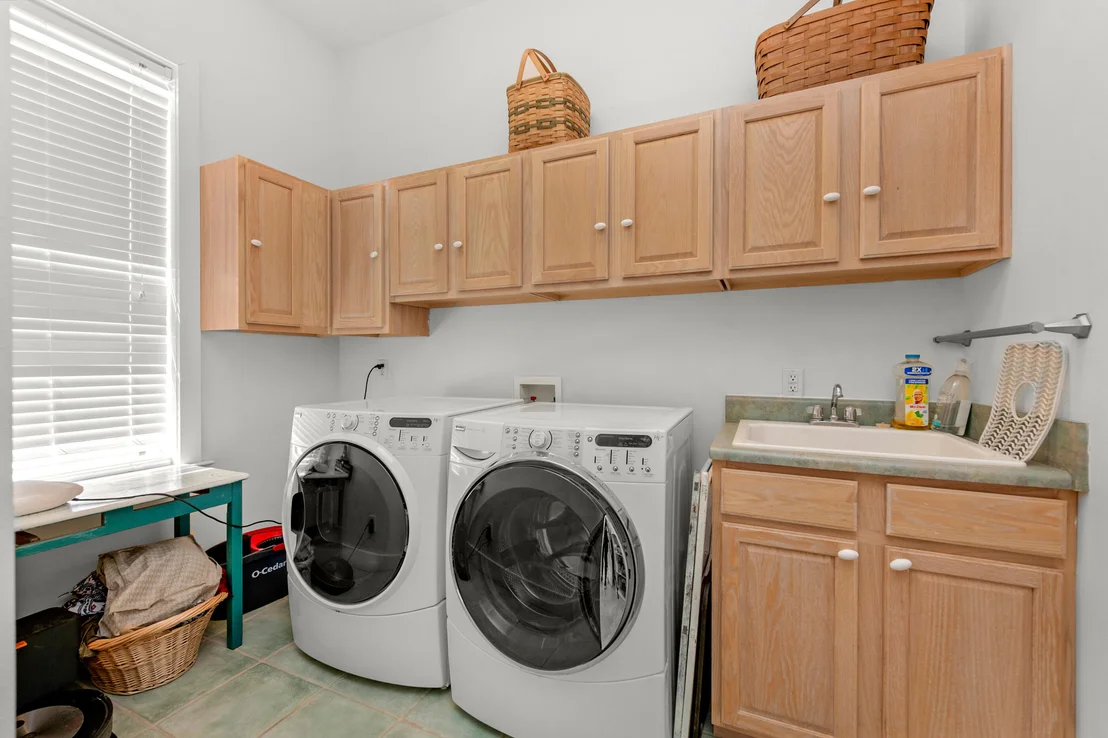 Photo of 1422 Lagrange Road