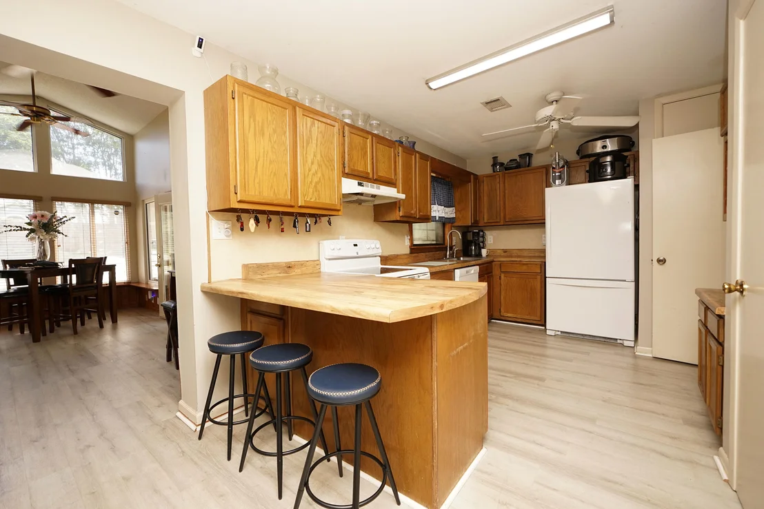Photo of 127 Pryor Drive