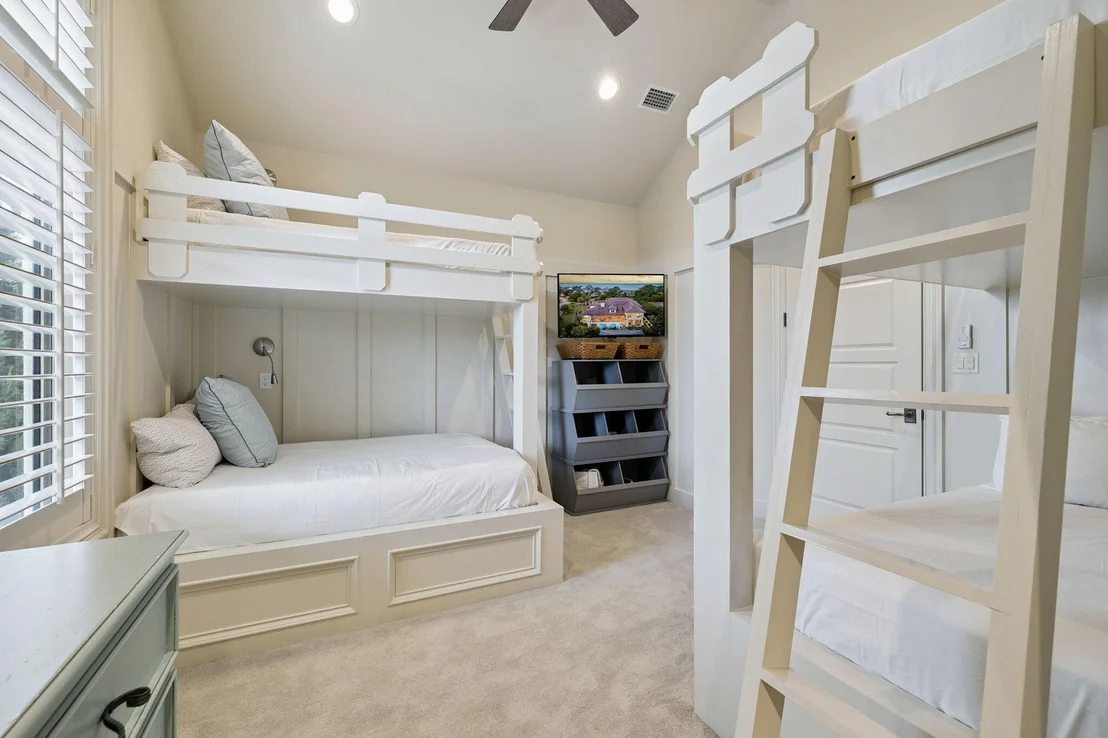 Photo of 3203 Bay Estates Circle