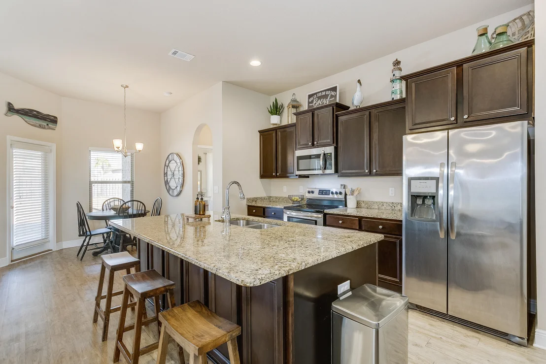 Photo of 412 Chickadee Street