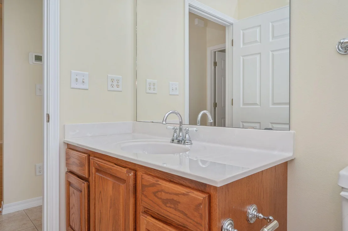 Photo of 5552 Frontier Drive