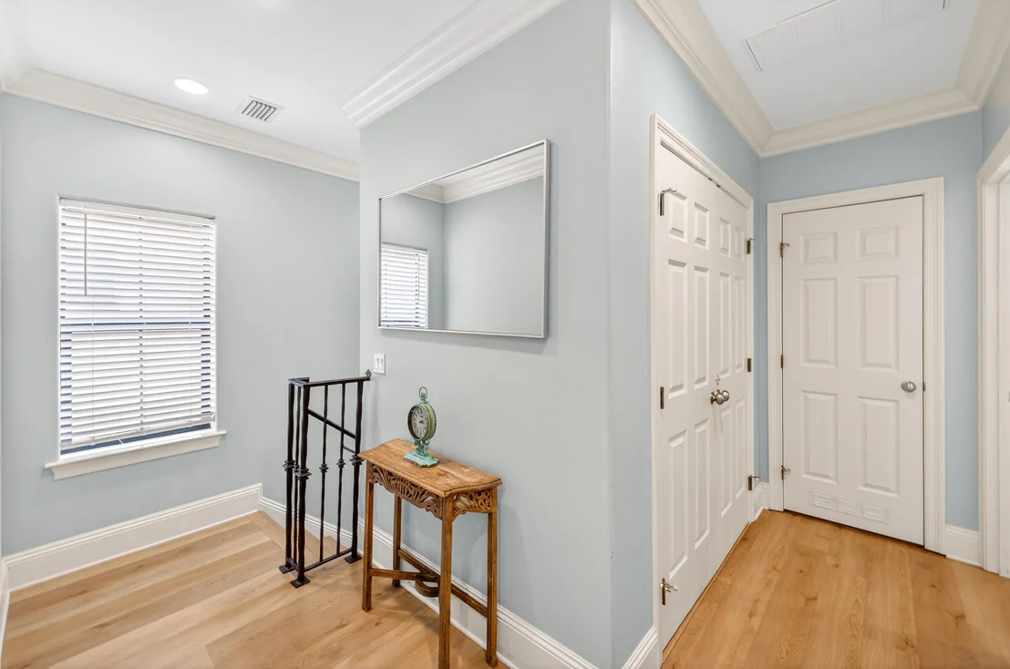 Photo of 1869 Boardwalk Drive