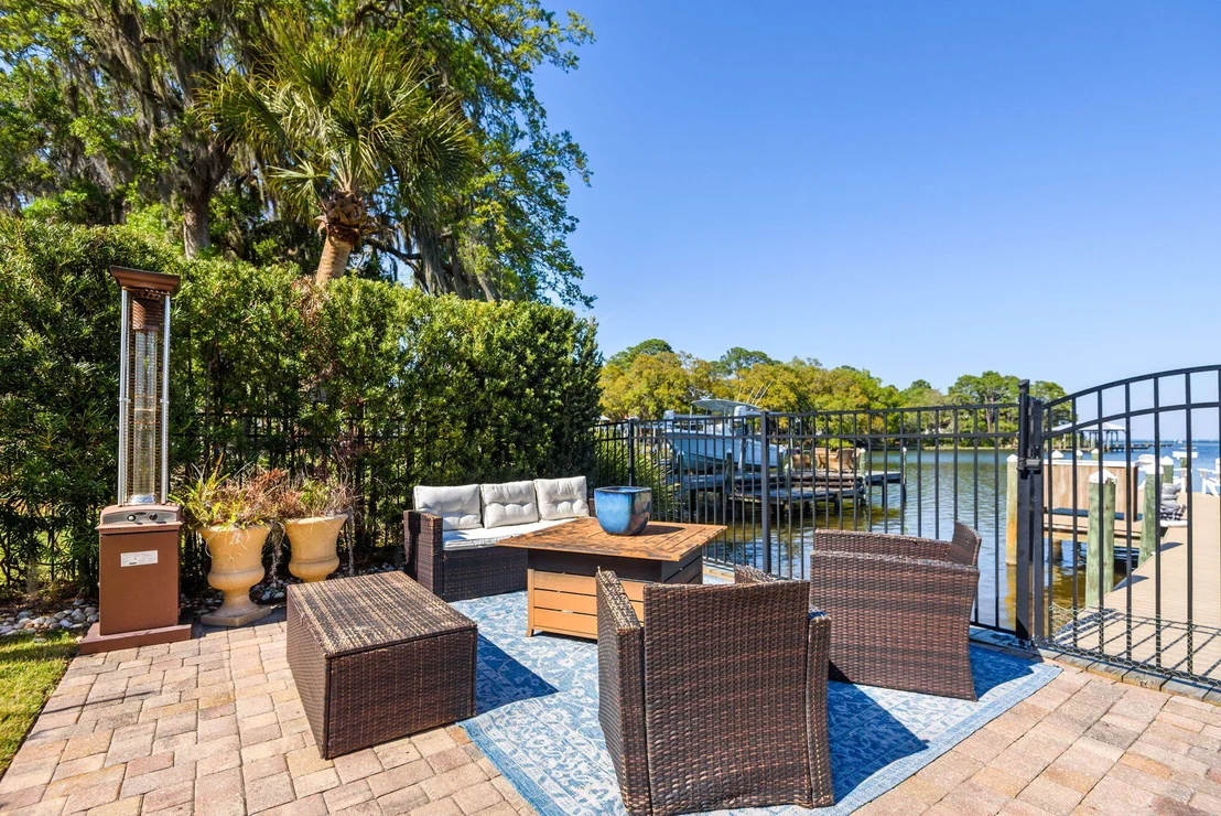 Photo of 123 Beacon Point Drive