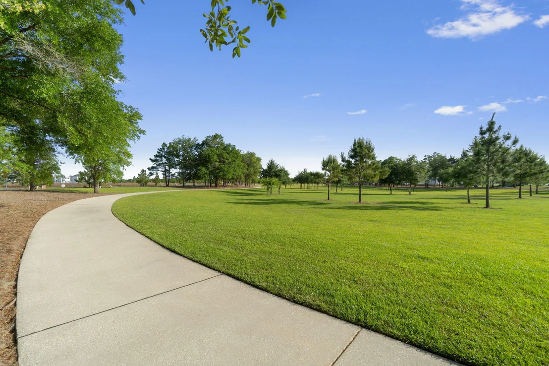 Photo of 454 Arrowwood Boulevard