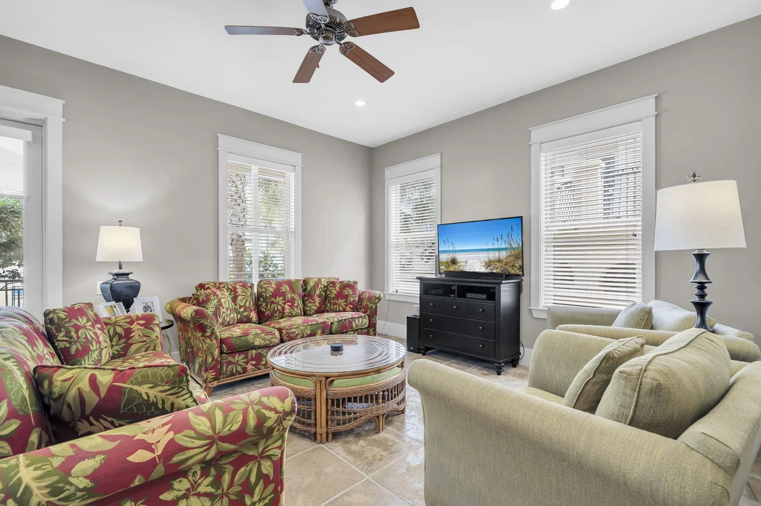 Photo of 28 Varazze Cay