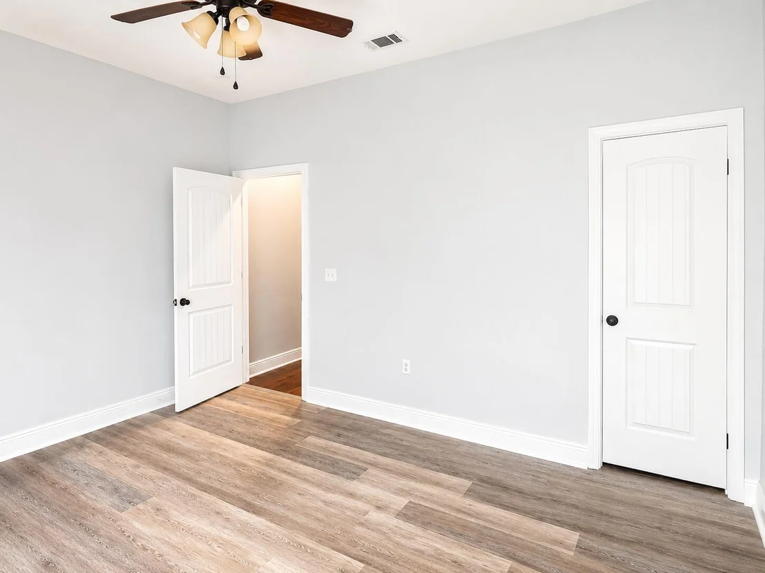 Photo of 5528 Frontier Drive