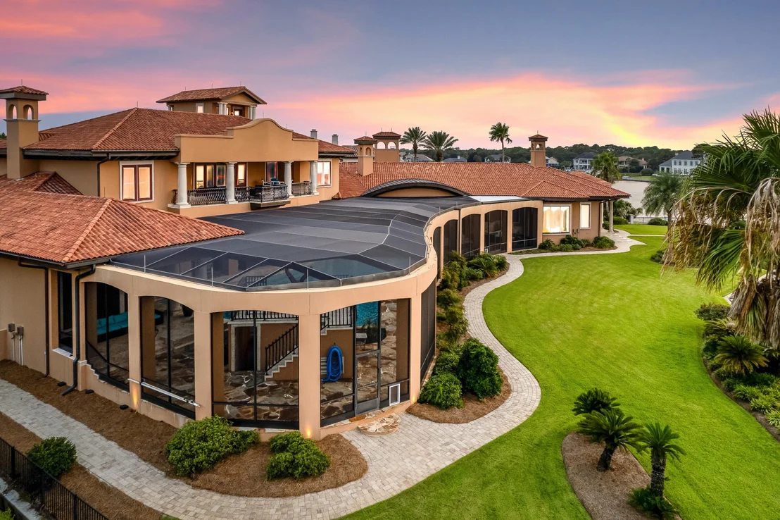 Photo of 4300 Breakwater Drive
