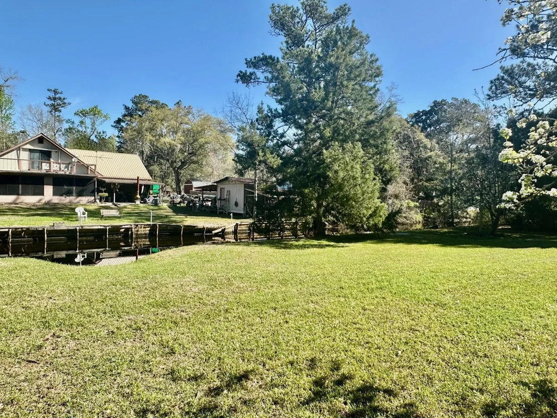 Photo of 444 Pitts Bayshore Drive