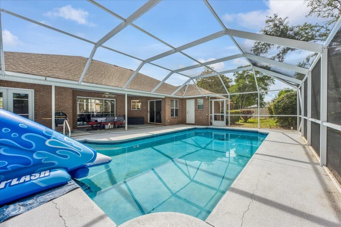 Photo of 4034 Bond Circle