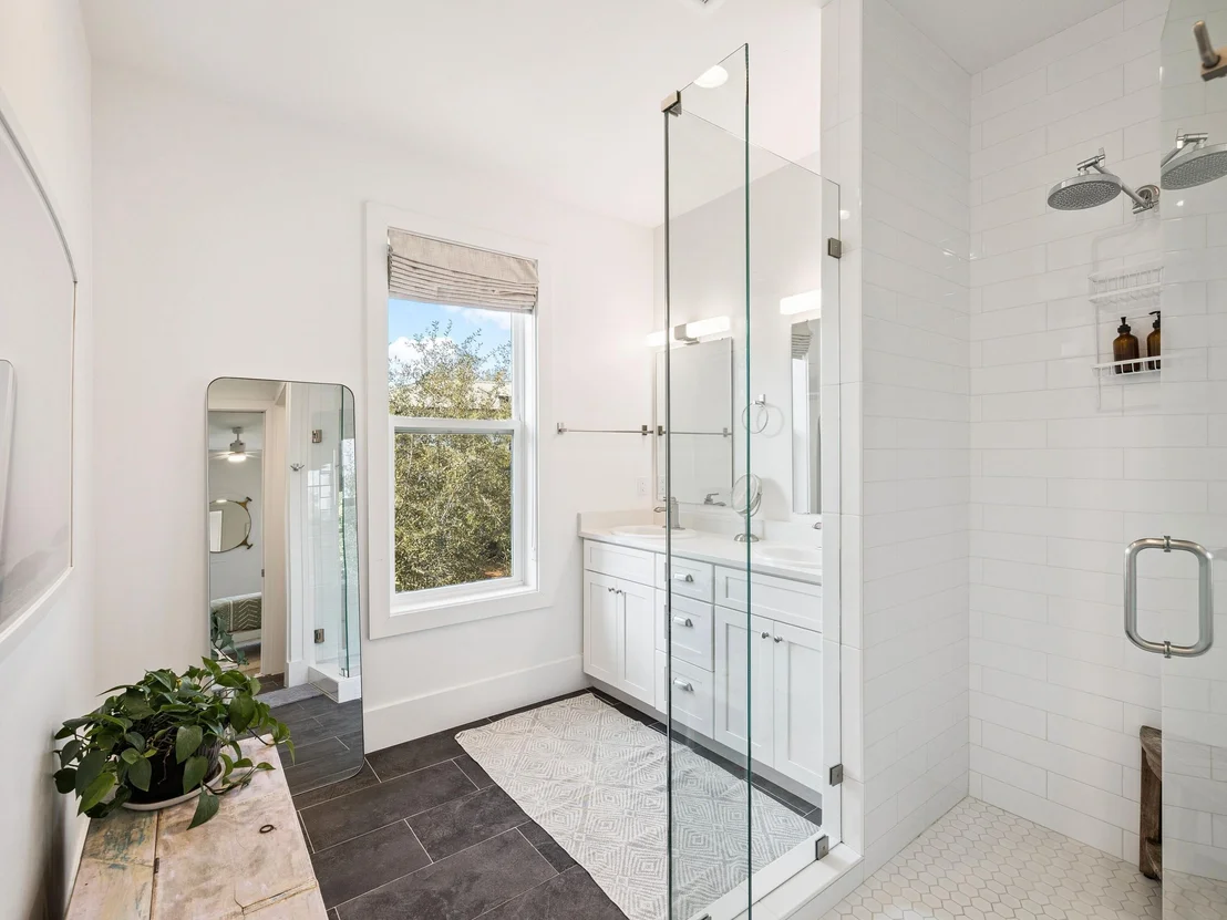 Photo of 43 Suzanne Drive