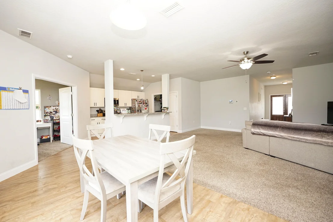 Photo of 415 Scooter Cove