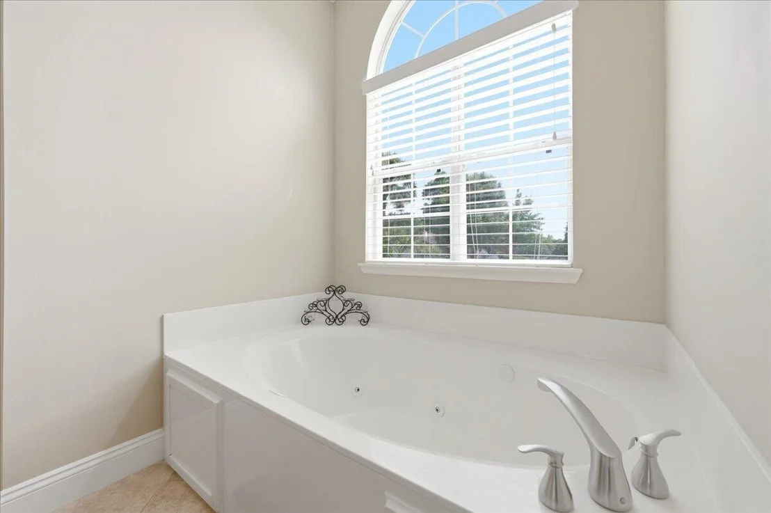Photo of 4034 Bond Circle